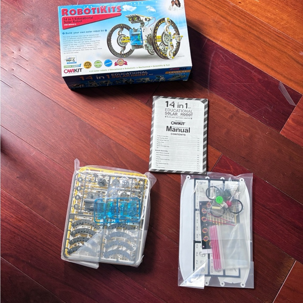 14-in-1 Solar Robot Kit - Blue, Yellow, White